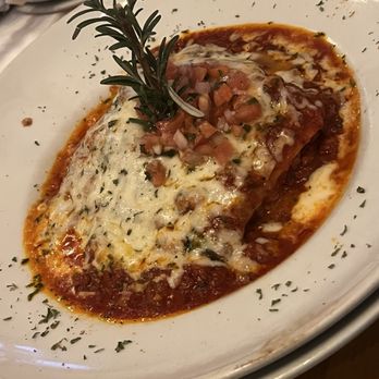 Pinocchio's Pizza - Beef Lasagna - Pizza Near Me - Pasadena, California