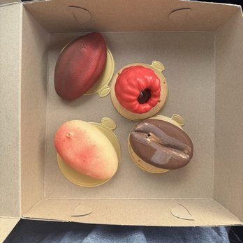Saint Amon Baking - Mousse cakes, mango, cocoa, raspberry, and coffee bean - Bakeries Near Me - Tulsa, Oklahoma