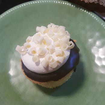 Chiffonos Bakery - Bakeries Near Me - Fresno, California