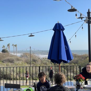 Haskell’s Bar - Ocean view from bar - Cocktail Bars Near Me - Santa Barbara, California Haskell’s Bar - Ocean view from bar - Cocktail Bars Near Me - Santa Barbara, California