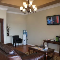 Orange Family Dental - Waiting area