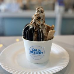 Salju Dessert - Vietnamese coffee with Oreos and graham crackers. Small