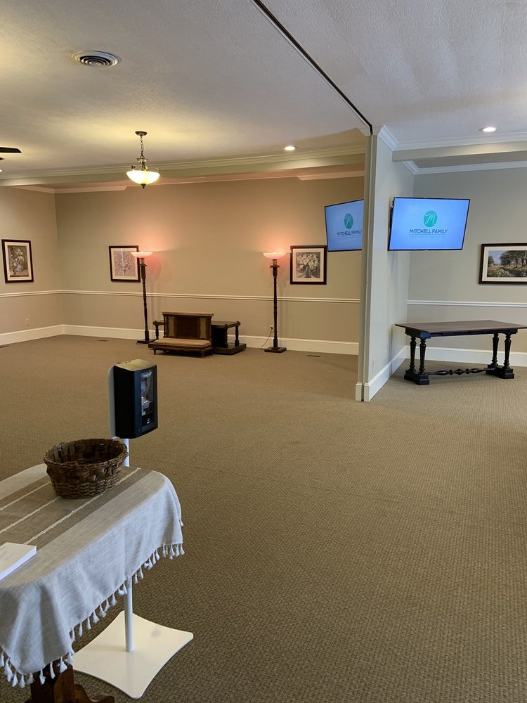 CHRISTOPHER MITCHELL FUNERAL HOMES Updated October 2024 35 Photos