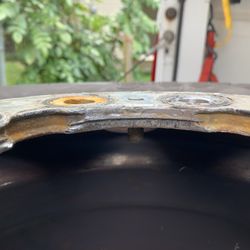 Pep Boys - Flange of the ruined wheel. Relished from the backside from the hub ring.