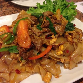 Tantawan Thai Kitchen - Drunken noodles - Thai Near Me - Rosemead, California Tantawan Thai Kitchen - Drunken noodles - Thai Near Me - Rosemead, California