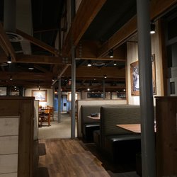 Black Angus Steakhouse - Friday night light. No problem getting a table on a holiday weekend.