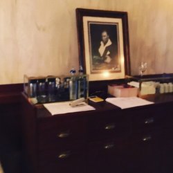 Edi Restaurant Bar
