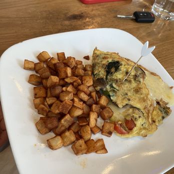 Square Cafe - Veggie Omelet - Breakfast & Brunch Near Me - Pittsburgh, Pennsylvania