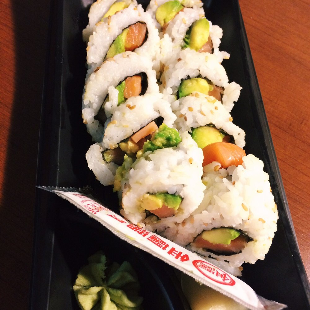 H-E-B - salmon avocado roll - Grocery Near Me - Austin, Texas H-E-B - salmon avocado roll - Grocery Near Me - Austin, Texas