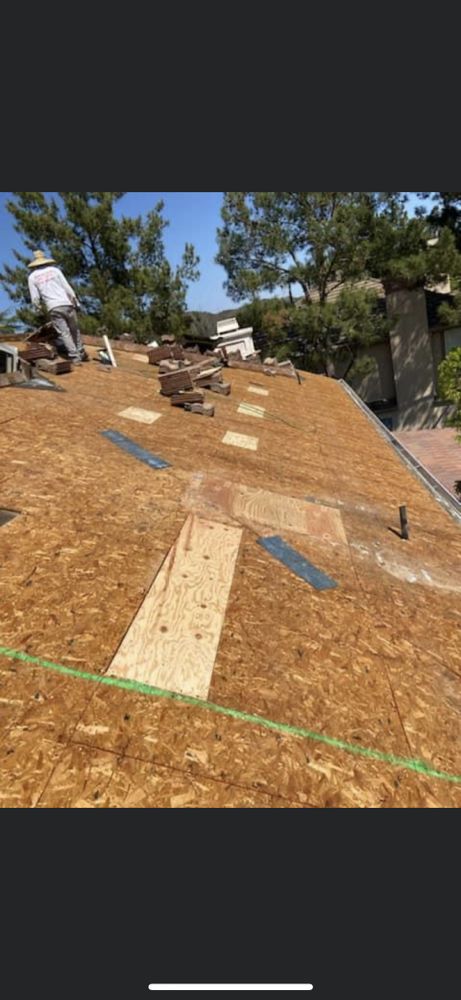 Slide of AAA Roofing Services