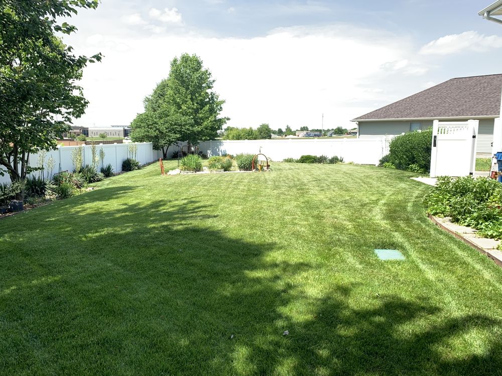 AFFORDABLE LAWN AND LANDSCAPING SERVICE Updated October 2024 Joplin, Missouri Lawn