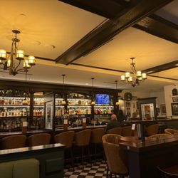 Emmett's Public House - Bar area