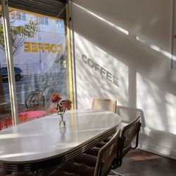 Goldrush - Seating area