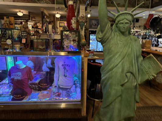 Buck’s Restaurant by null