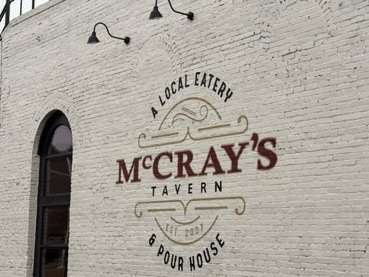 McCray's Tavern by null
