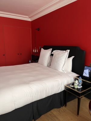 Hôtel de Berri Champs-Élysées, a Luxury Collection Hotel, Paris by null