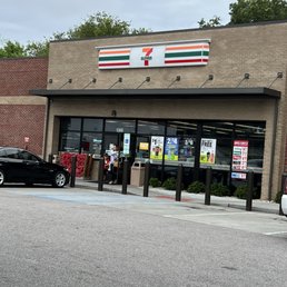 Exterior photo of 7-Eleven - Virginia Beach, Virginia Exterior photo of 7-Eleven - Virginia Beach, Virginia
