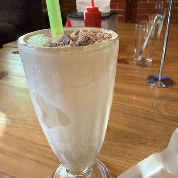 Dirty Shake - Hummer - Burgers Near Me - Detroit, Michigan
