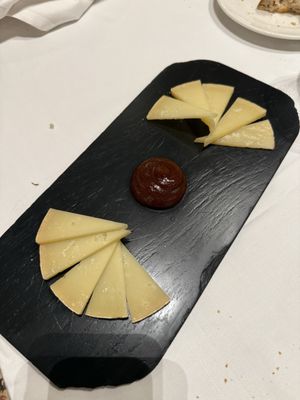 Irati Taverna Basca by null