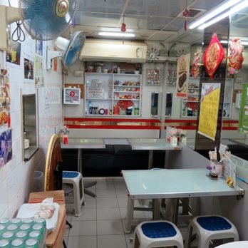 新記餐廳 - Interior - Hong Kong Style Cafe Near Me - Hong Kong, HK 新記餐廳 - Interior - Hong Kong Style Cafe Near Me - Hong Kong, HK