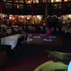 Sywanyks Nightclub - The dance floor!