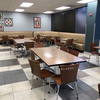 Choice Cafeteria - Dining area - Barbeque Near Me - Houston, Texas