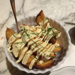 Siren - Crispy potatoes garlic and parsley