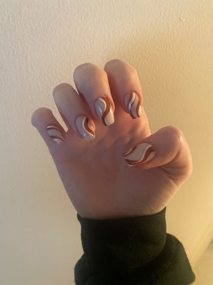 Encore Nails & Spa Image