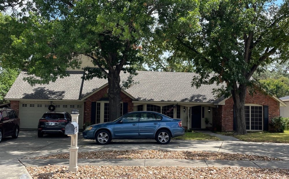 Slide of Willi Roofing Services