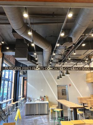 Shake Shack Dupont Circle by null