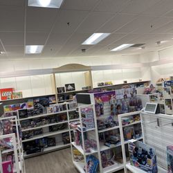 Kohl's - Toy section