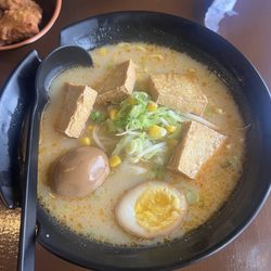 Kiki's Ramen House - Veggie Ramen Soup