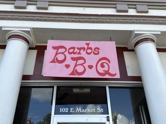 Barbs B Q by null