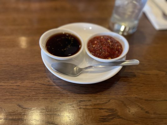 Chi's Chinese Cuisine by null