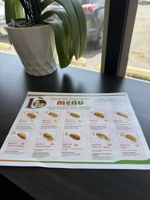 Bánh Mì Ông Mười by null