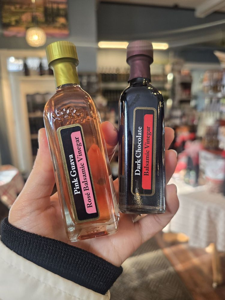 Ghiggeri’s Fine Olive Oils & Balsamics Logo