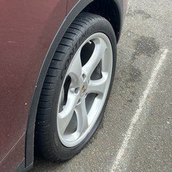 Les Schwab Tire Center - My flat tire