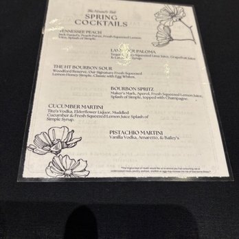 The Hound's Tale - New American Near Me - Williamsburg, Virginia