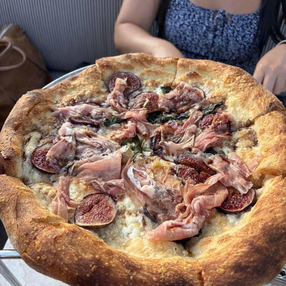 Beethoven Market - Fig pizza - Italian Near Me - Los Angeles, California Beethoven Market - Fig pizza - Italian Near Me - Los Angeles, California