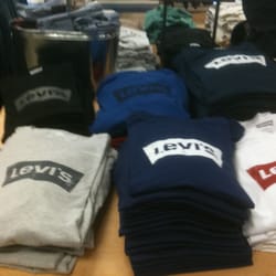 Levi’s Outlet Store - Levi's tshirts