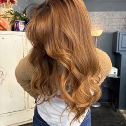 Capelli Salon