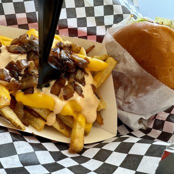 Hayes Burger - Jimi Fries - American Near Me - San Diego, California Hayes Burger - Jimi Fries - American Near Me - San Diego, California