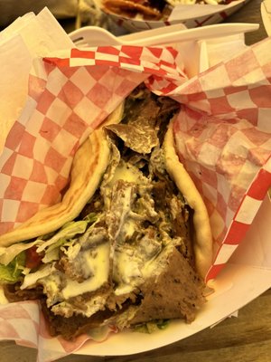 Pita Gyros by null