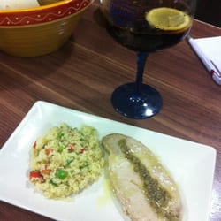 El Torito Cañas Y Tapas - Atun plancha con cus cus