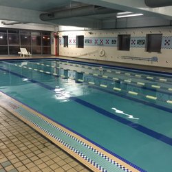 FX Fitness - Cincinnati - I love this pool. The temperature is comfortable, chlorine level good and the area is clean.