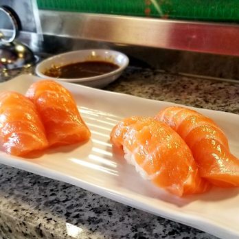 39 Degrees - Salmon Nigiri sushi - Japanese Near Me - Long Beach, California 39 Degrees - Salmon Nigiri sushi - Japanese Near Me - Long Beach, California
