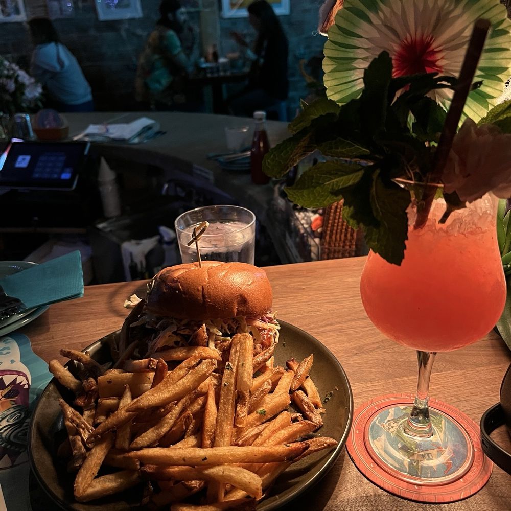 Fried chicken sandwich & Surfer Rosa Fried chicken sandwich & Surfer Rosa