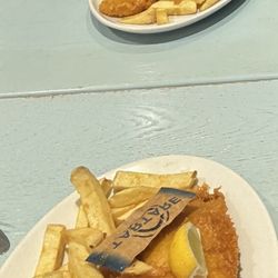 Crown Fish & Chip Bar - Fish and chips