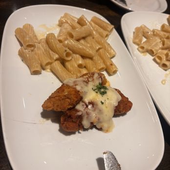 Bravo! Italian Kitchen - Another view of the kids portion served in halves - Italian Near Me - Centerville, Ohio