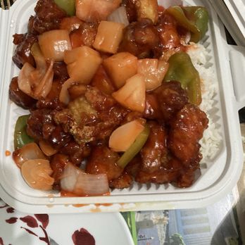 Suily's Cafe - Sweet And Sour Chicken over rice - Chinese Near Me - Daly City, California
